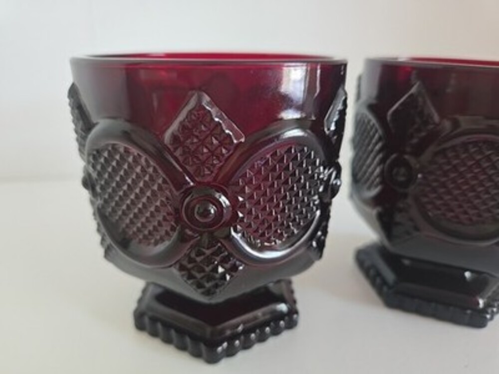 Red Tumblers Footed Avon 1876 Cape Cod Vintage - Picture 2 of 7